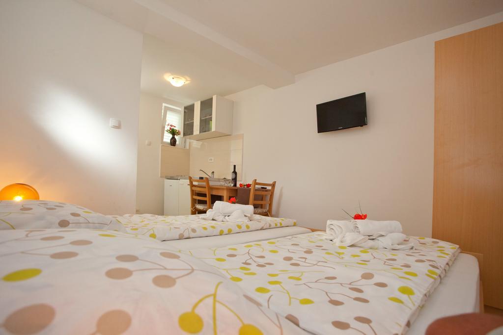 Apartment Apartment Meri *