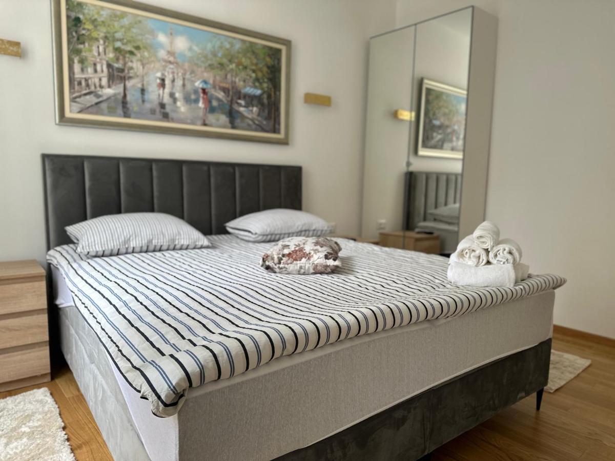 Old Town Apolon Luxury Apartman *