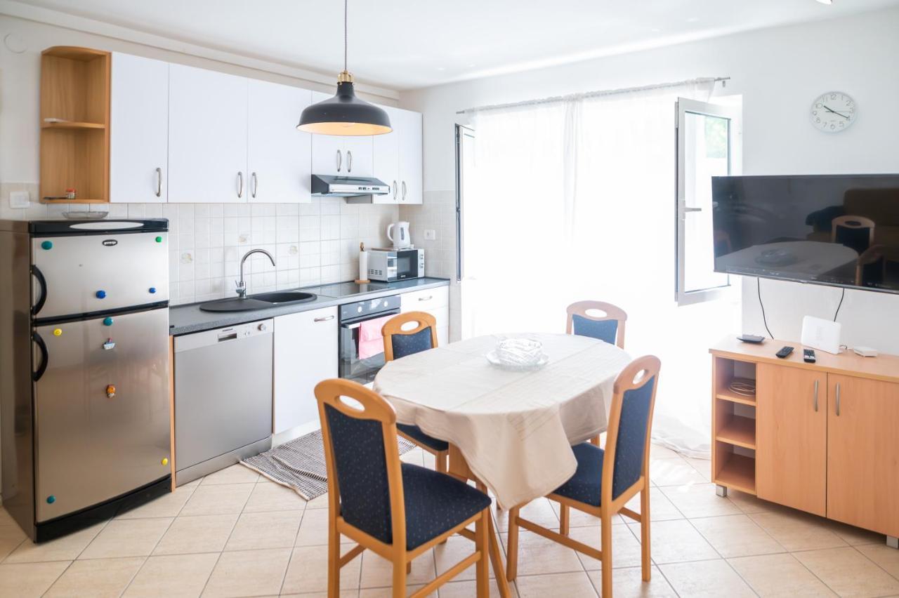 Apartment Apartman Carduelis Split