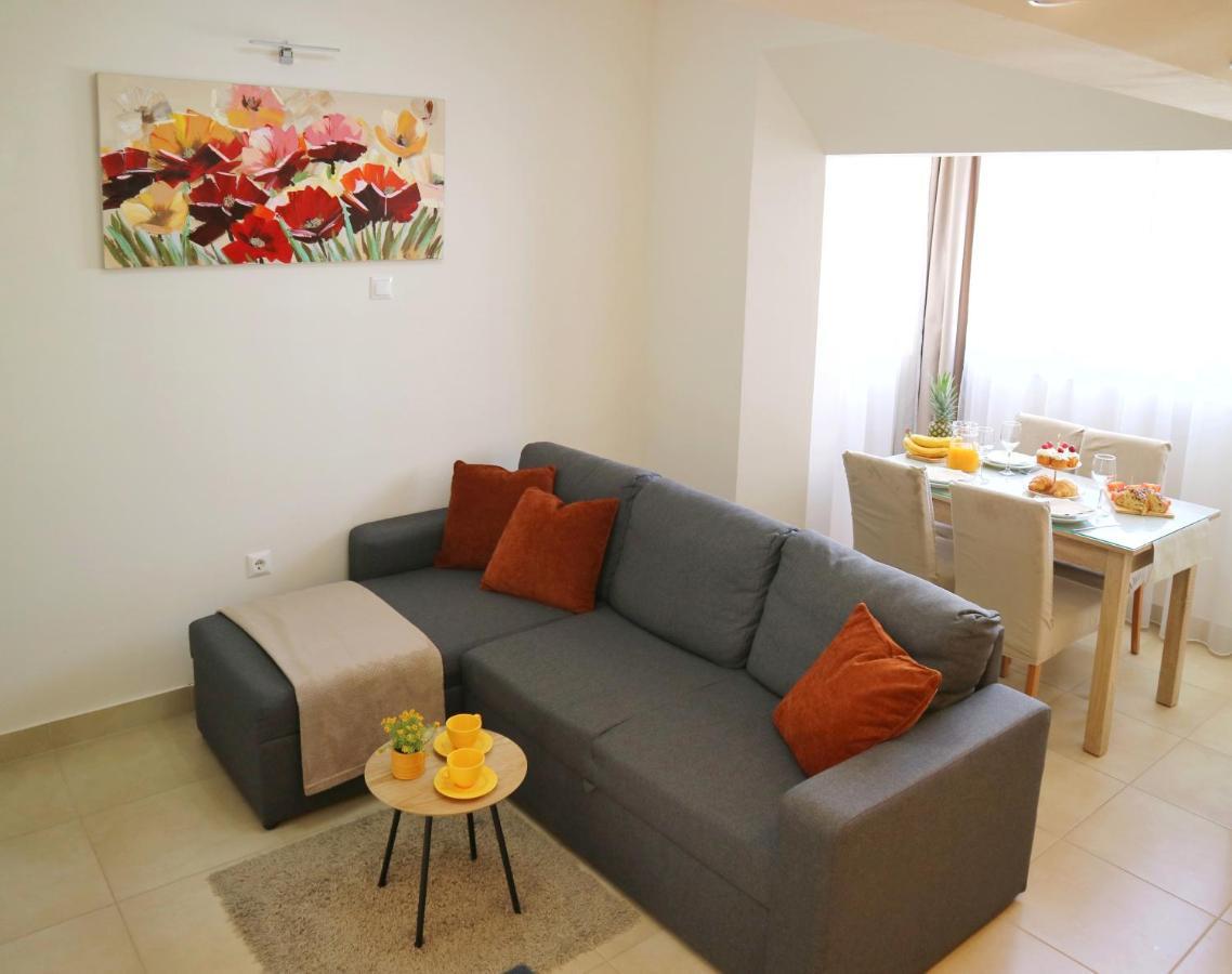 Honeycomb - Free Parking Apartment