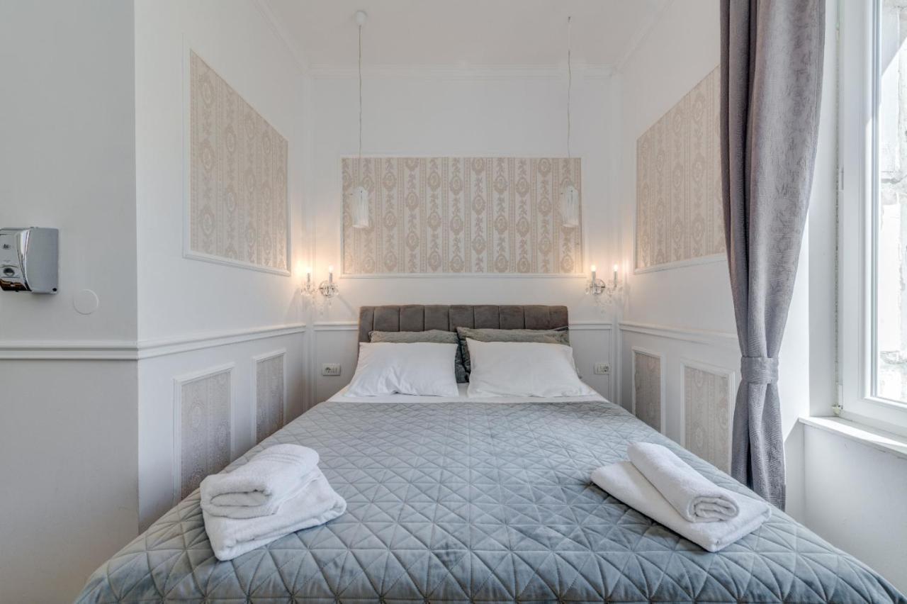 Lorenzzo Diocletian's Palazzo Storico 4*