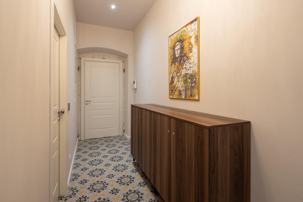Boutique Lux Odello Old Town Apartment Split