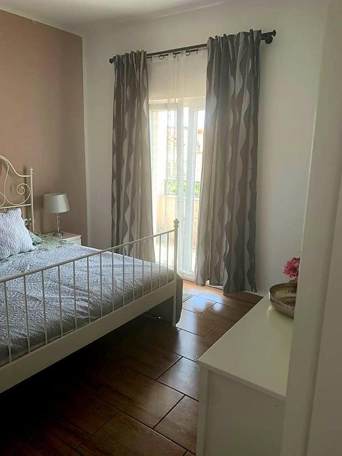 Studio Apartmant Leona With Parking Place *