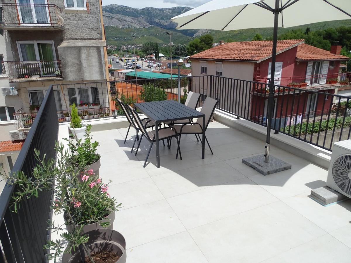 Modernes Kleines Haus Mit Terrasse Holiday home Split