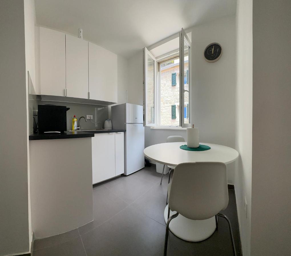 Old Town Apolon Luxury Apartman Split