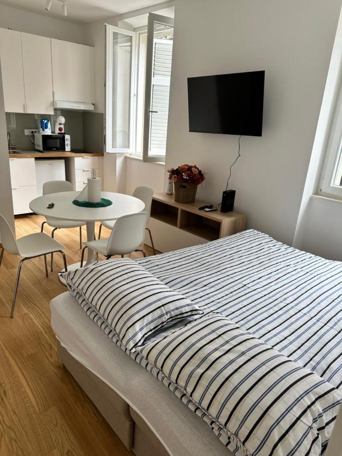 Old Town Apolon Luxury Split