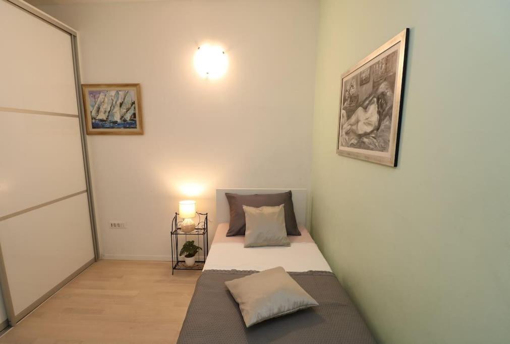 Comfort & Bright 3 Bedroom Apartman *