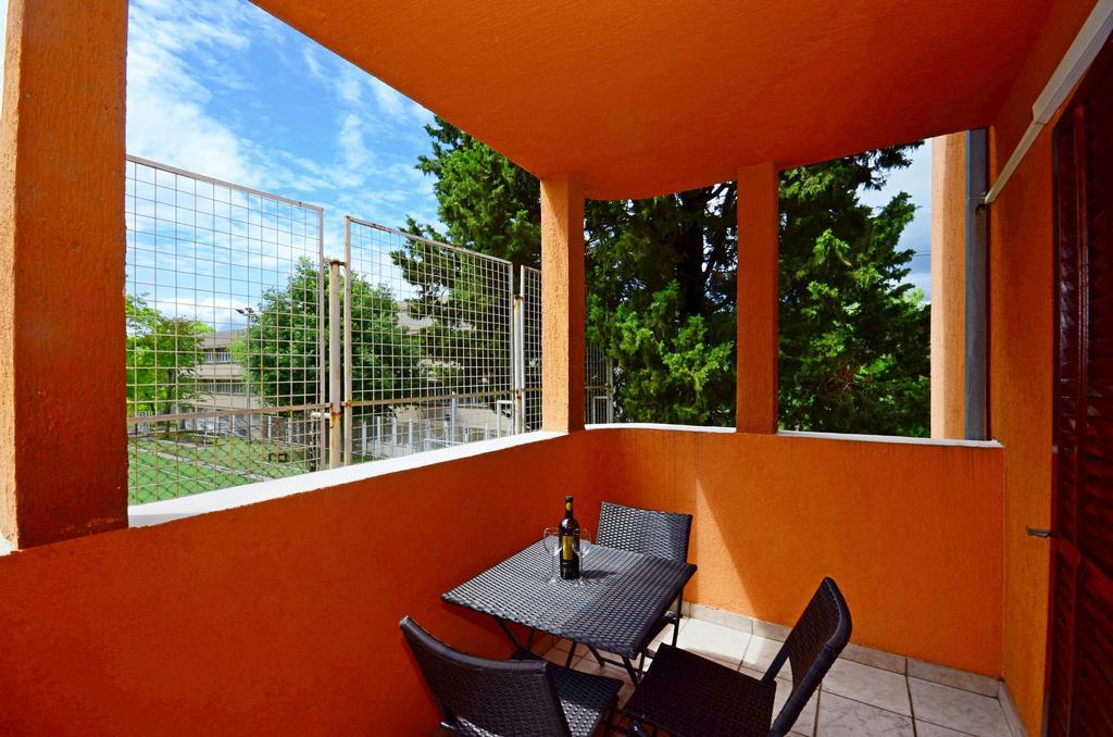 Luxury Apartment Ela