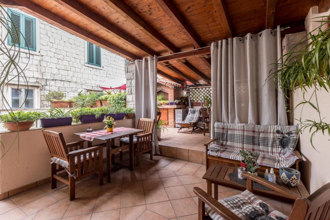 Old Town 7 * Split