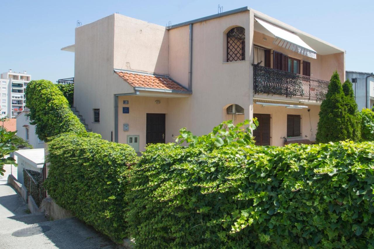 Apartment Adria *