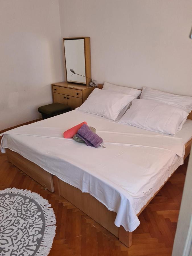 Jenifer Guest house *