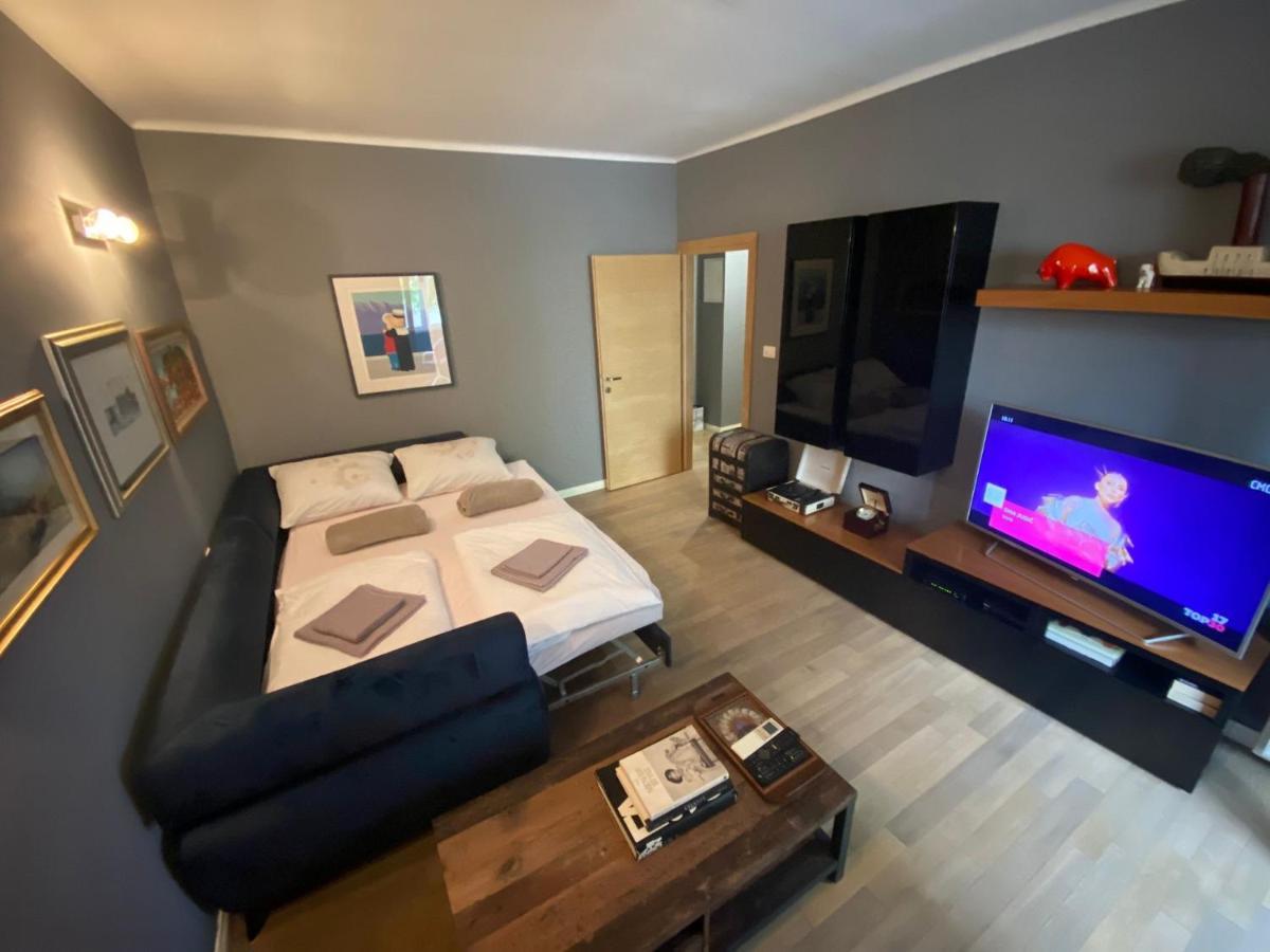 Toro Apartment