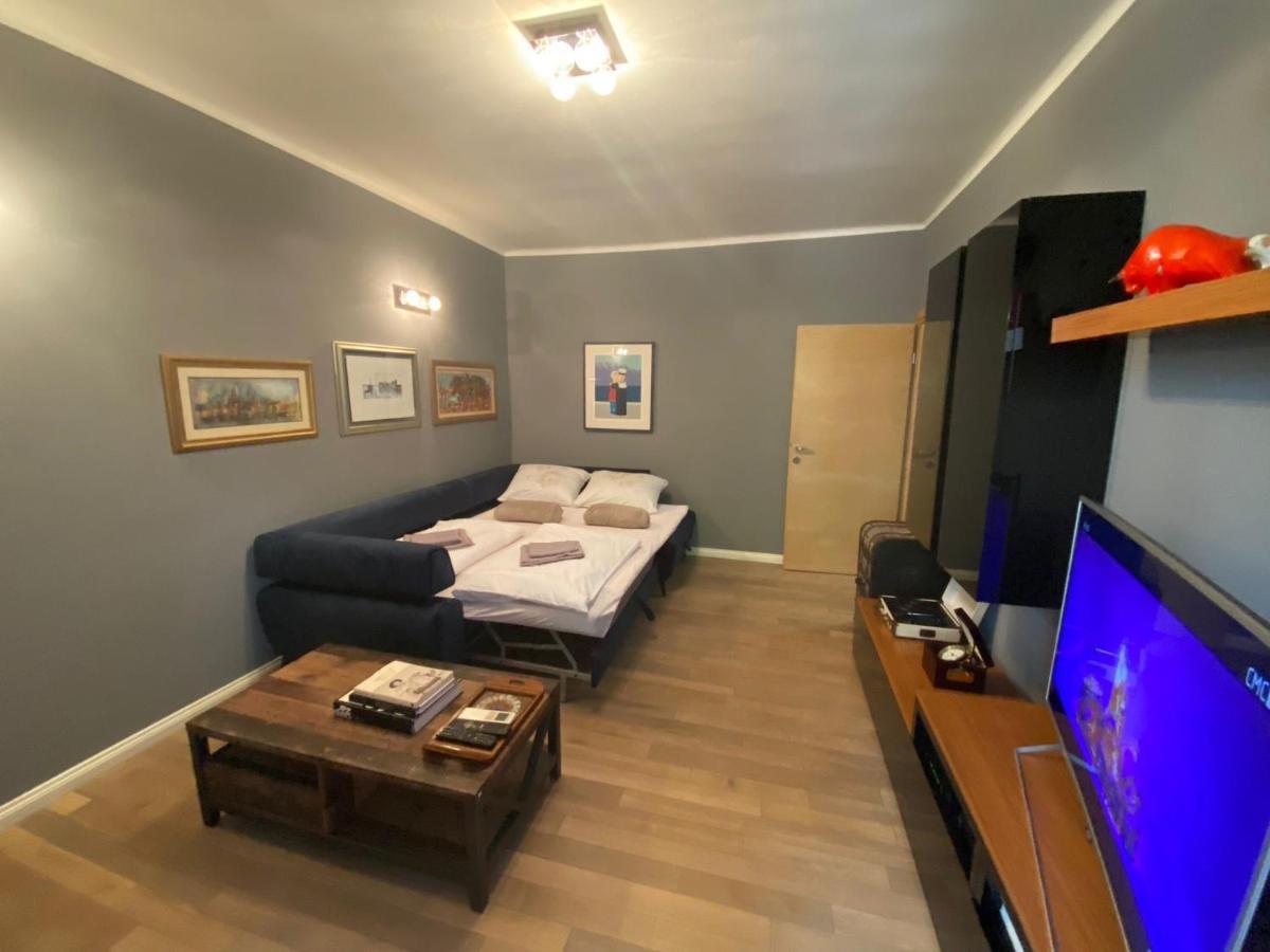 Toro Apartment Split