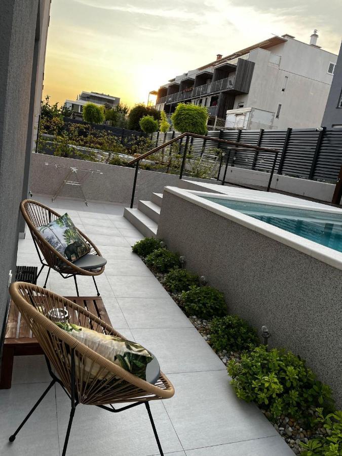Cozy Seaside With Pool & Terrace Apartment Split