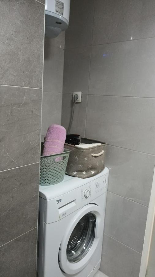 Leona Apartment-perfect For Four Apartment *