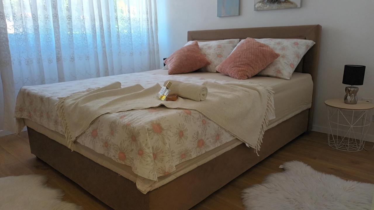 Leona Apartment-perfect For Four * Split