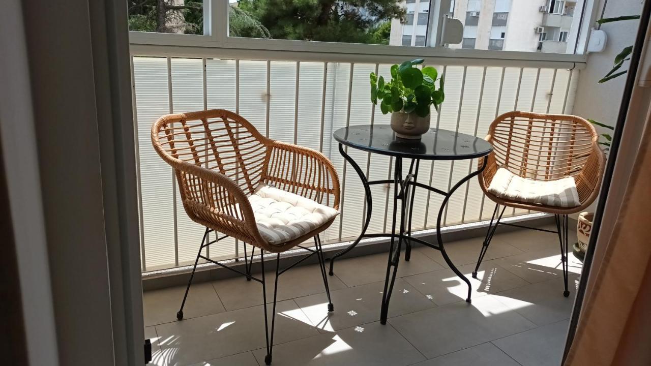 Leona Apartment-perfect For Four Split