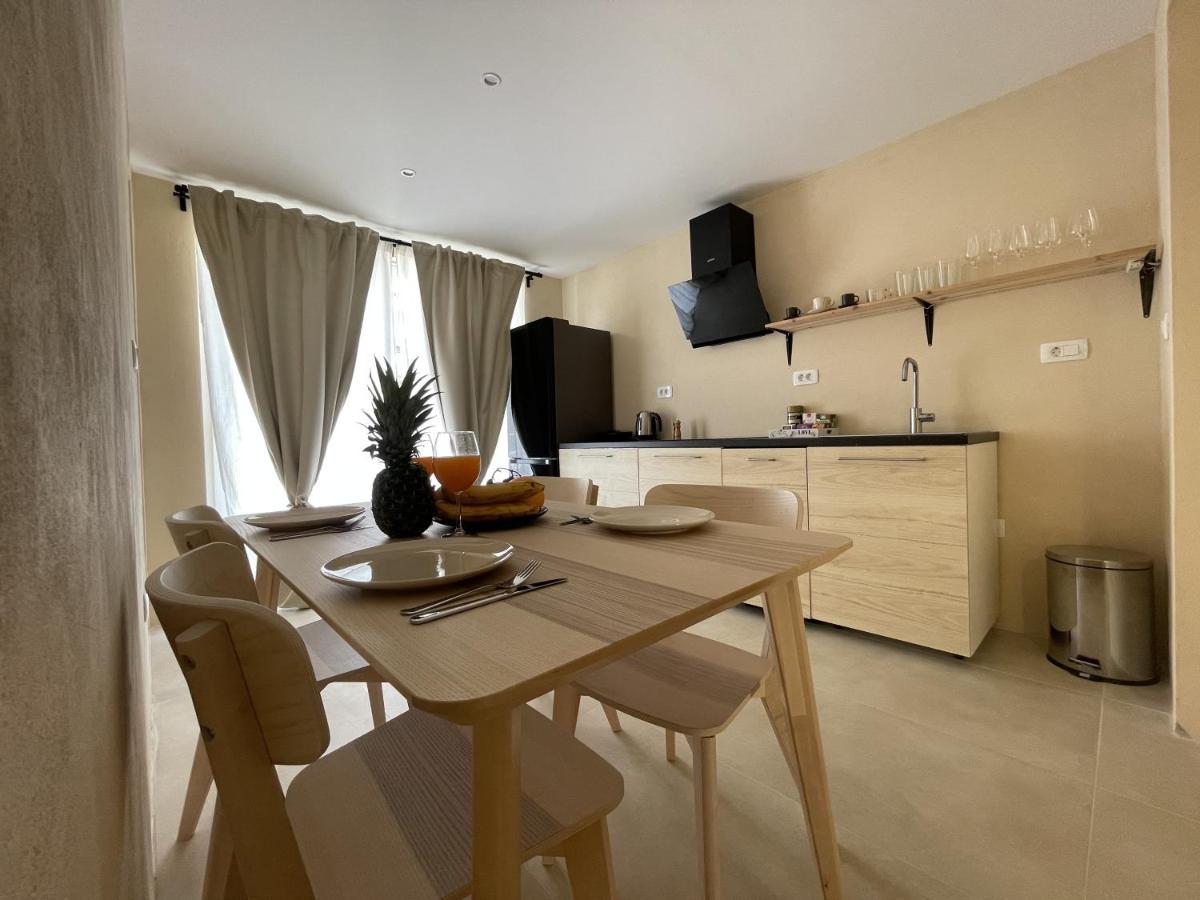 Appartement Cozy Matijas With Private Parking And Terrace