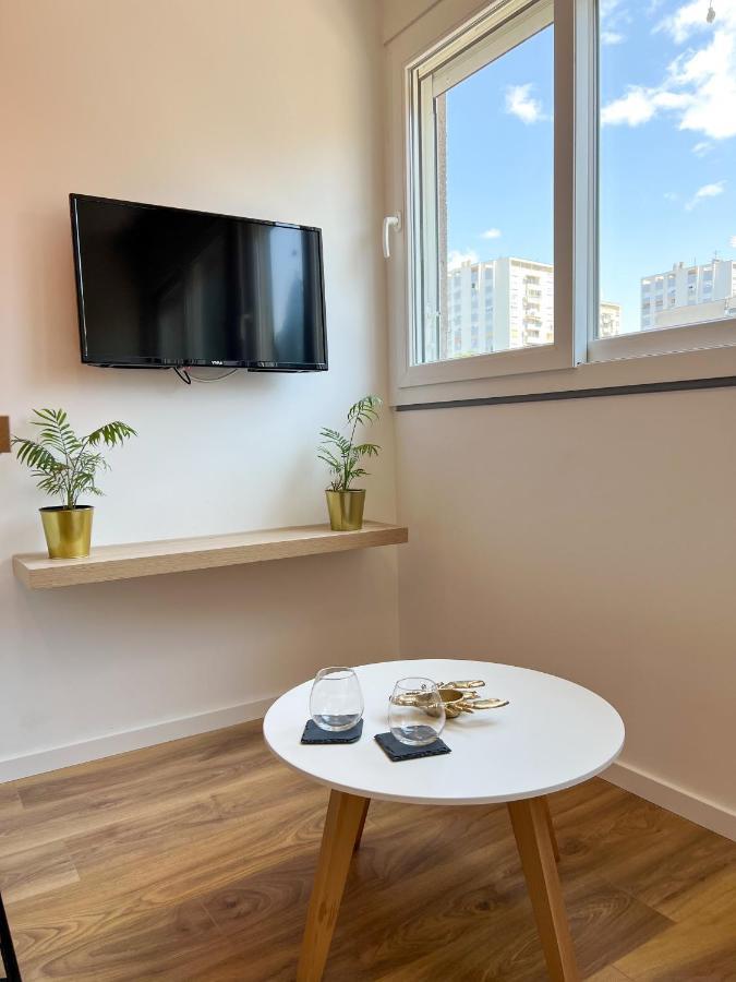 Sammy's Place - Cozy For Two With Abundant Sunlight And Natural Vibes Apartment *