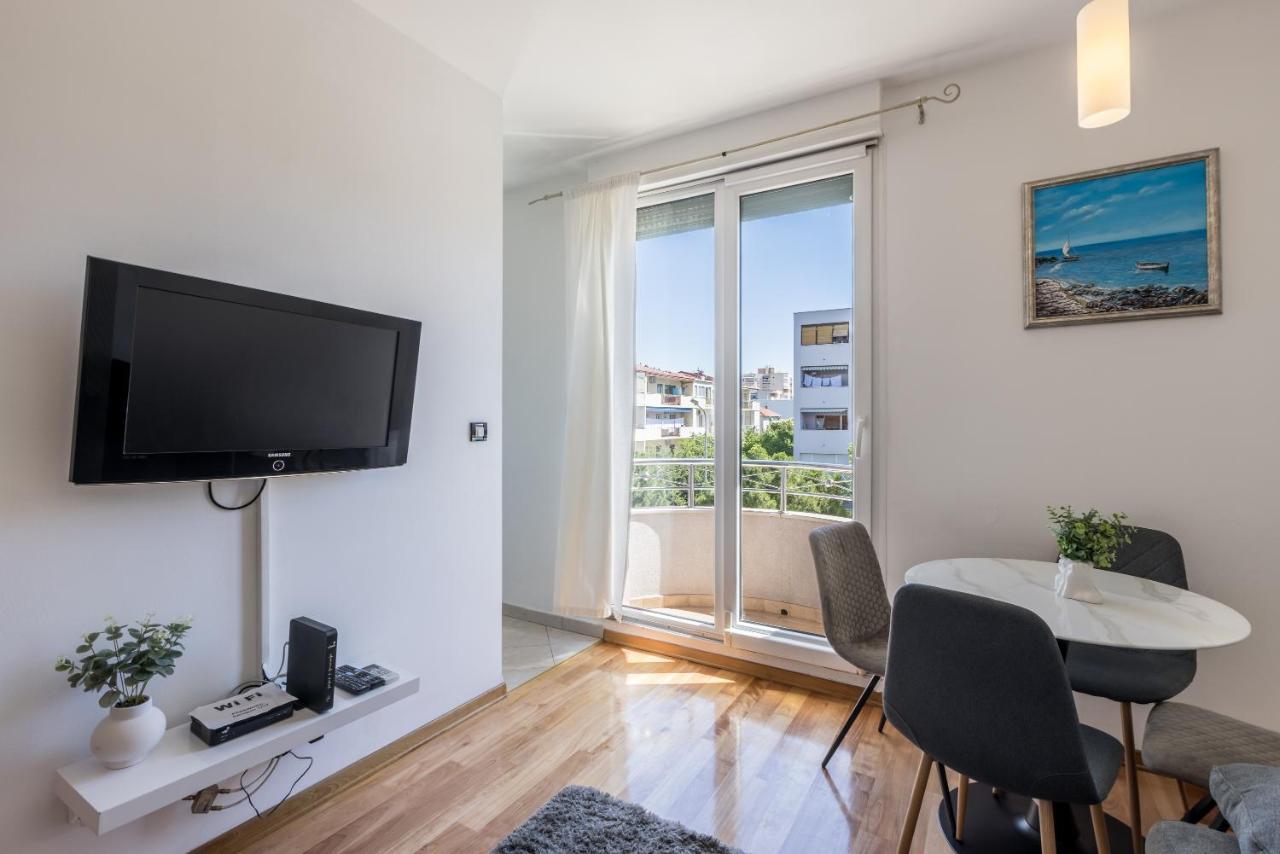 Apartment Karoglan