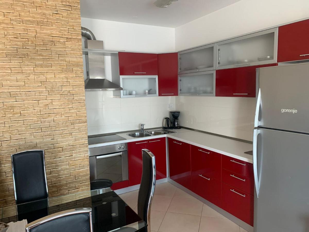 Apartment Maslina *