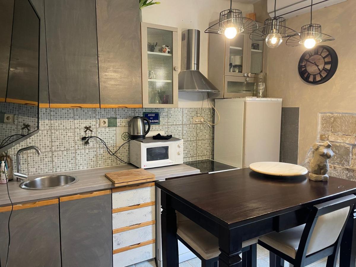 Apartment Nomi Dream Box