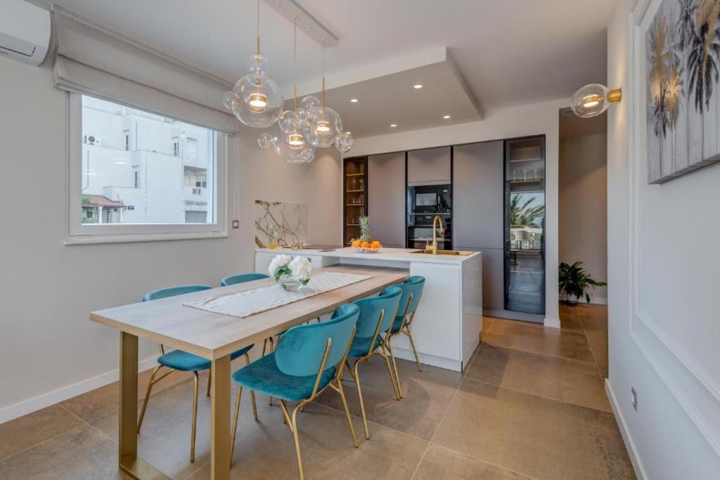 Beachfront Apartment Split
