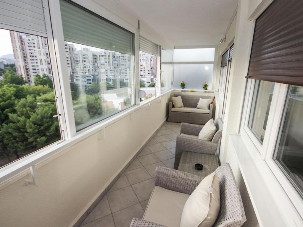 Marco Apartment Split