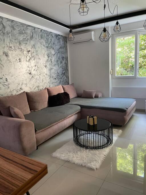 Marella Bacvice Apartman *