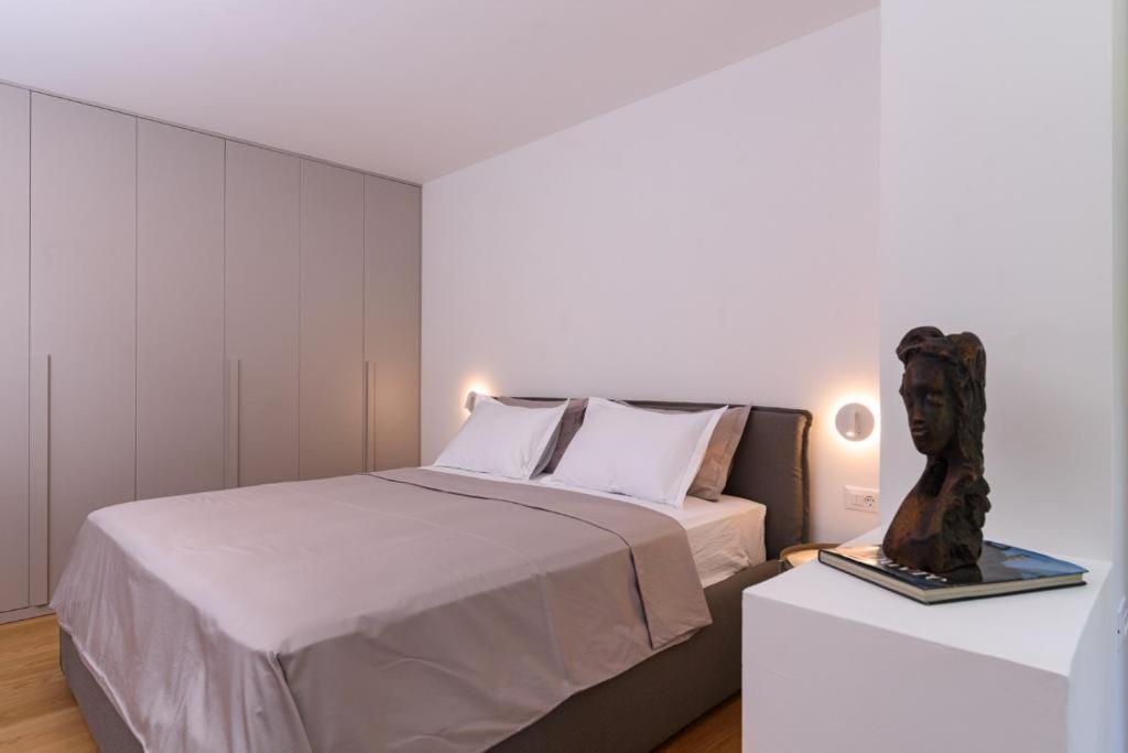Luxury A'more