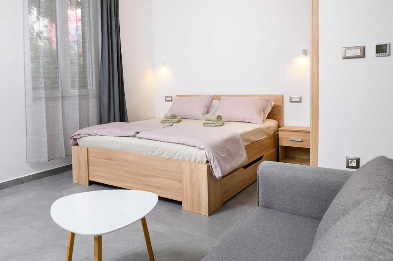 Apartment Delalle *