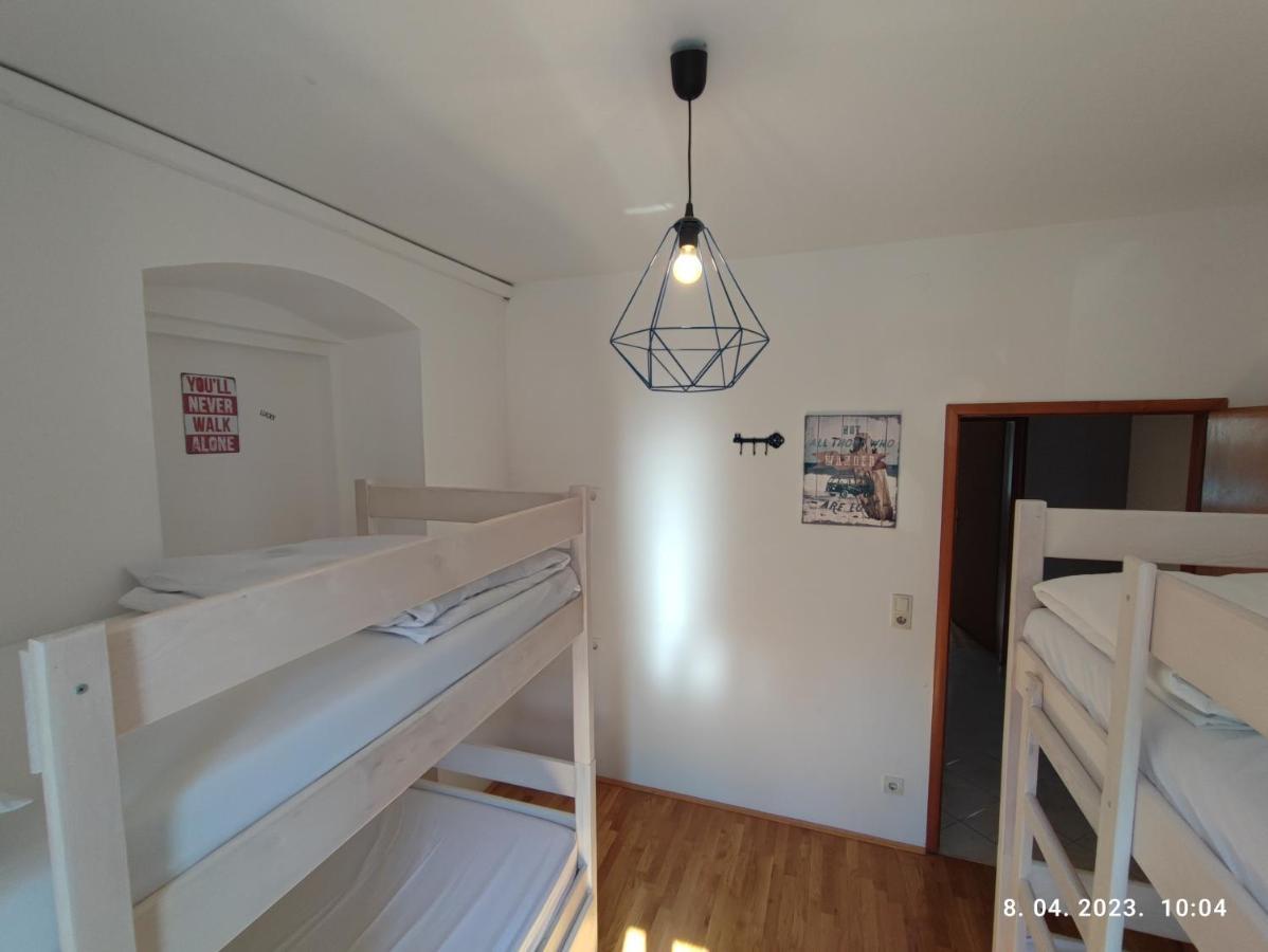 Hostel Impact House *