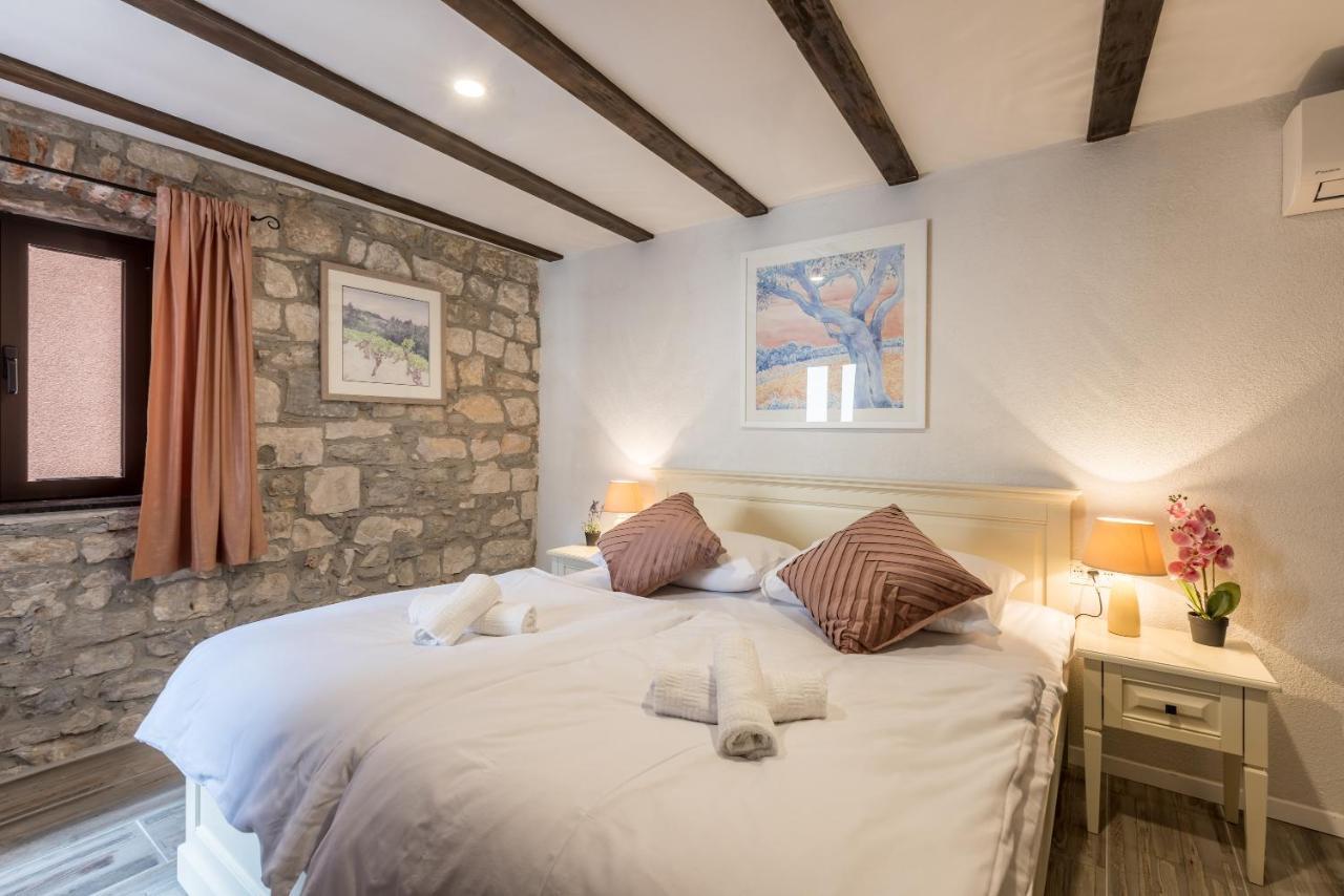 Bed & Breakfast Old Town Matusko