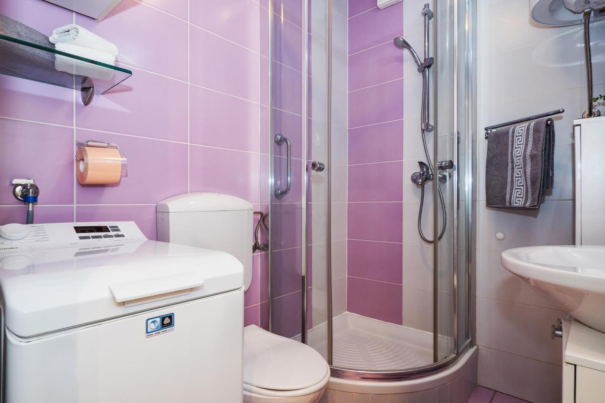 Peaceful & Fully Equipped 1br - Place To Be Split