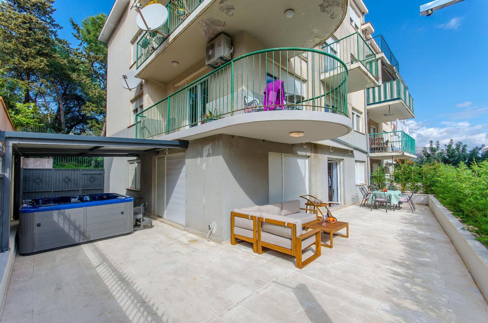 Gilda Lux Apartment *