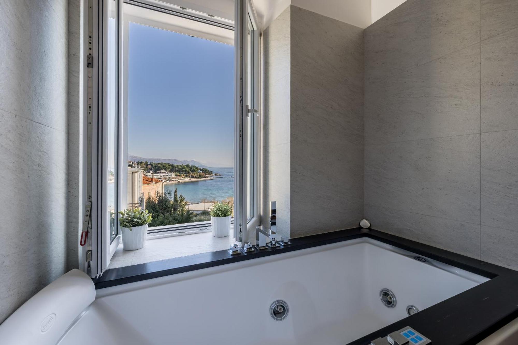 Luxury Draga Apartment