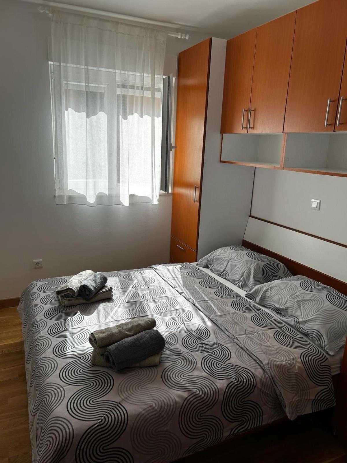 Veluni - - Free Parking Apartment *
