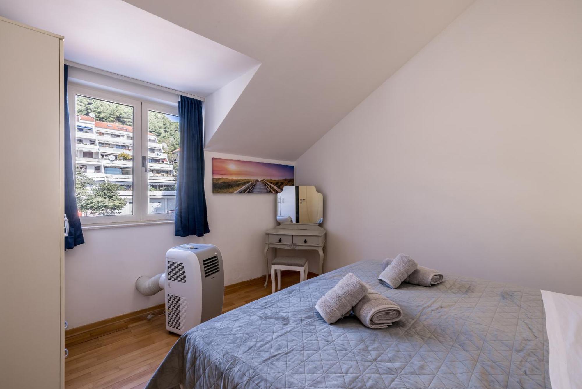 Apartment Urban Utopia Penthouse With Private Parking