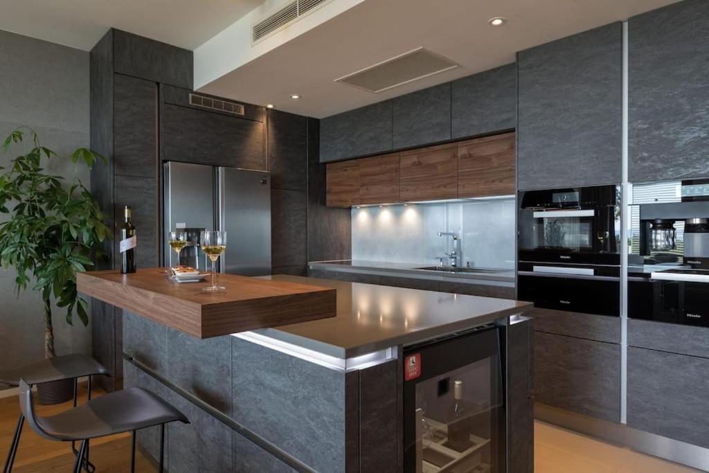 Gray Pearl - Luxury With Pool Apartment Split