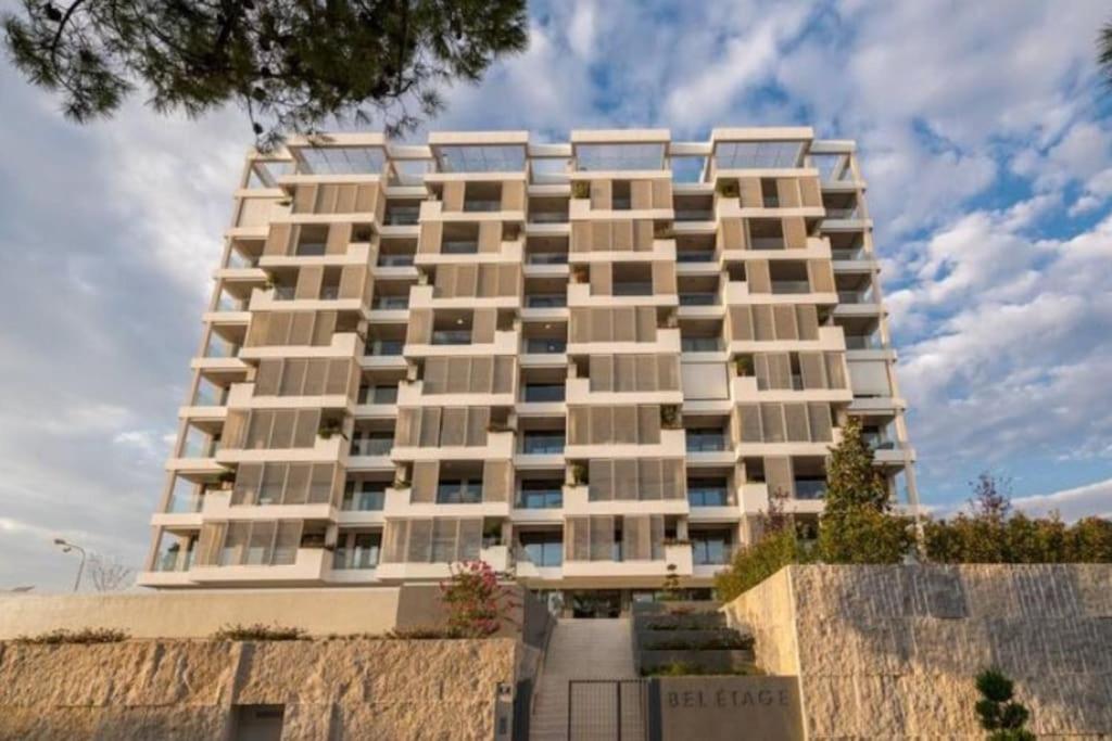 Gray Pearl - Luxury With Pool Apartment *