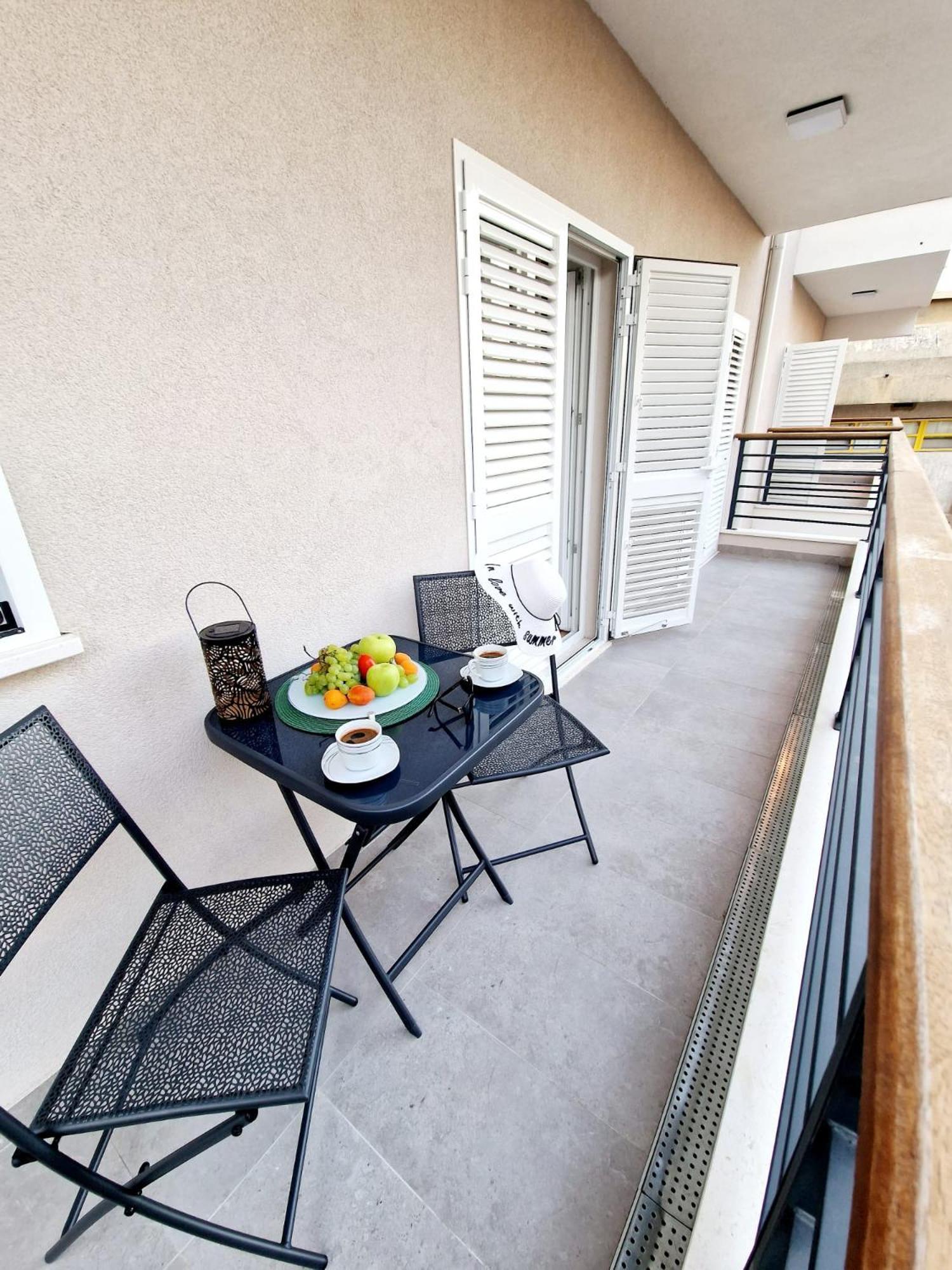Elodie Apartment *