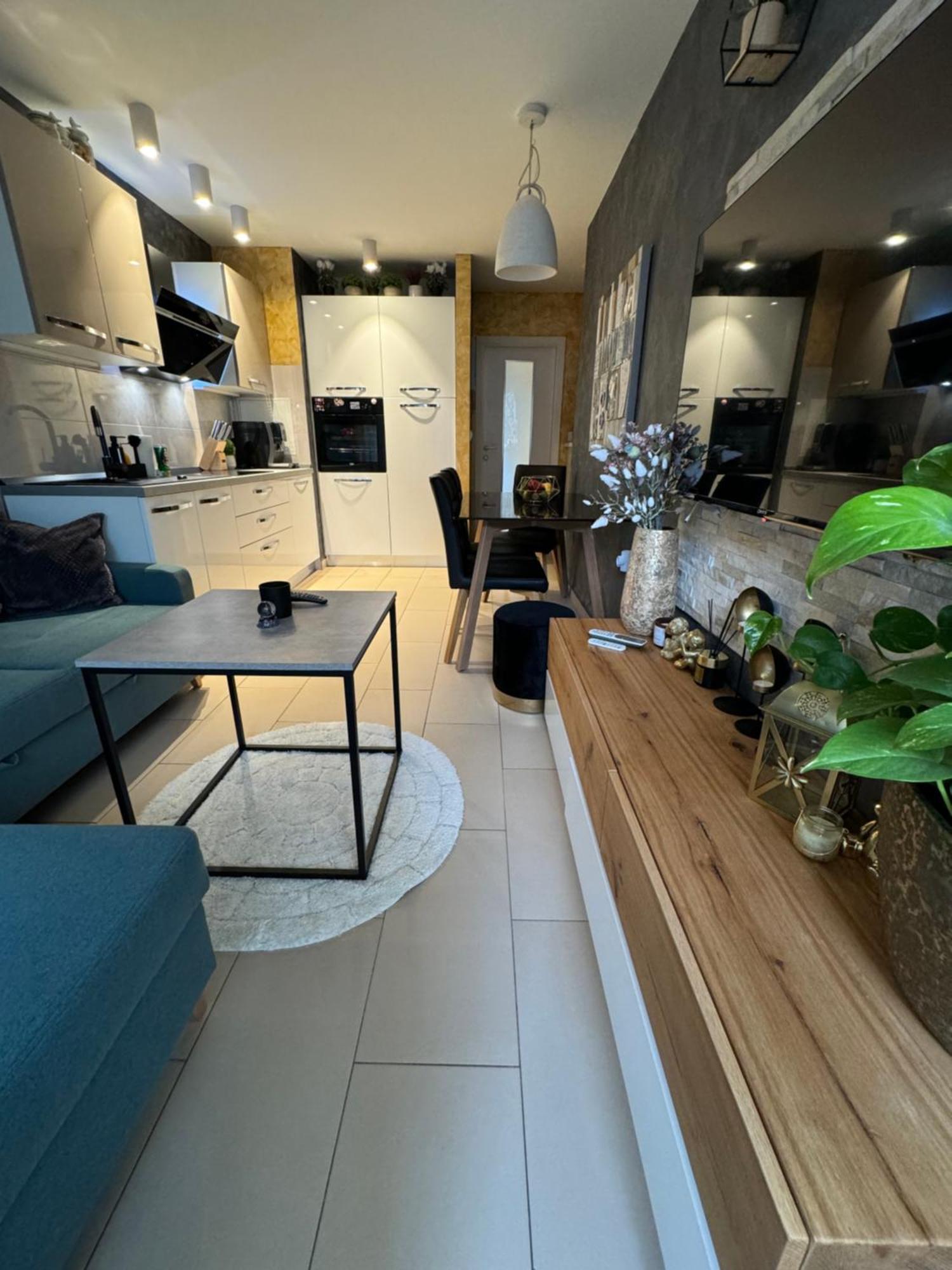 Apartment Astra With Private Parking *