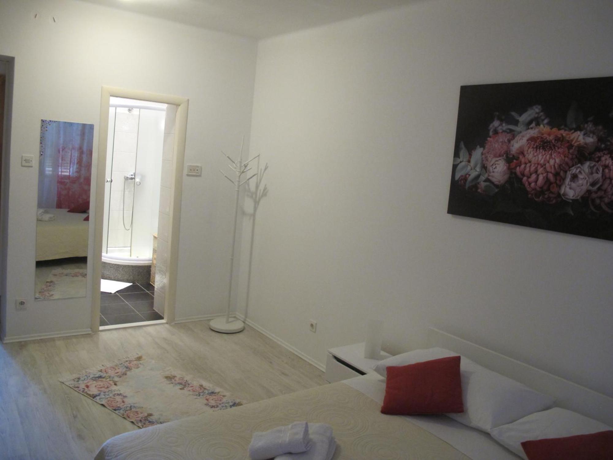 Guest house And Stambuk Ii