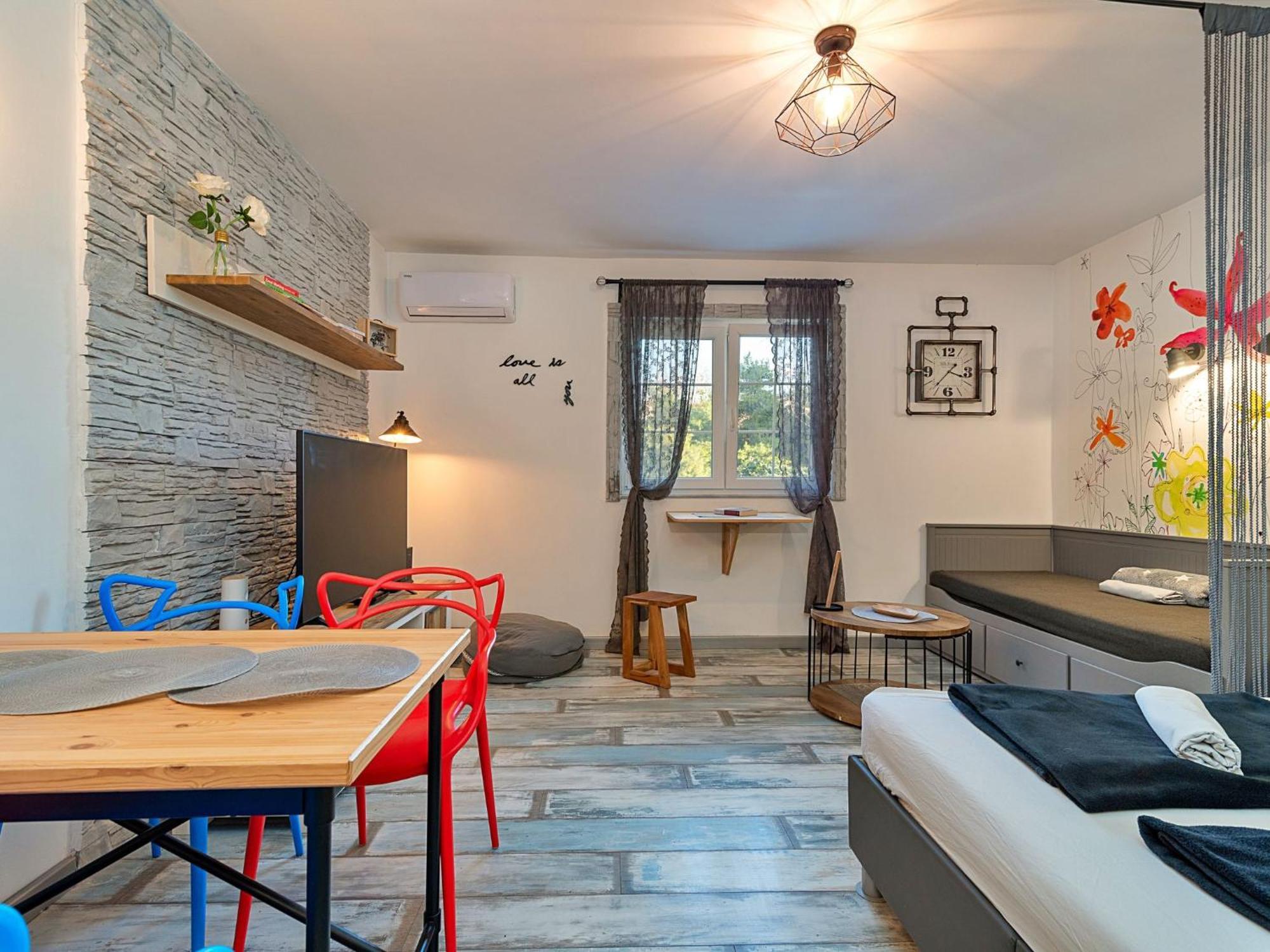 Studio Modern Cave By Interhome * Split