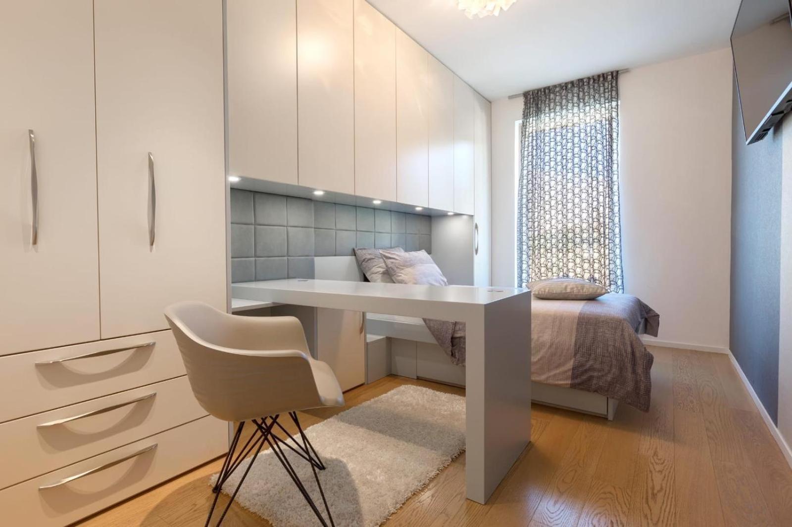 Apartment Gray Pearl - Luxury With Pool Split
