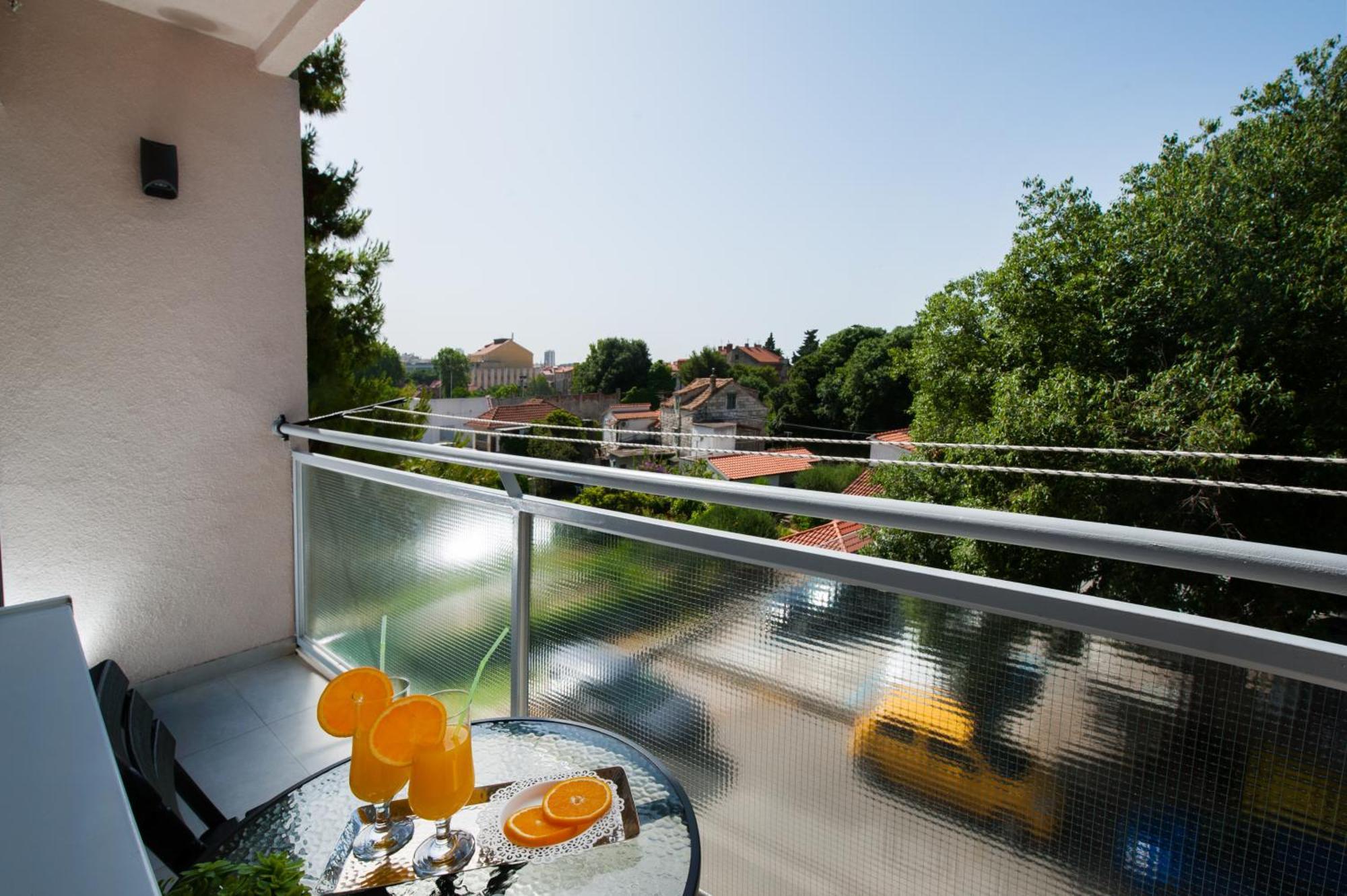 Apartment Luxury Galant 2