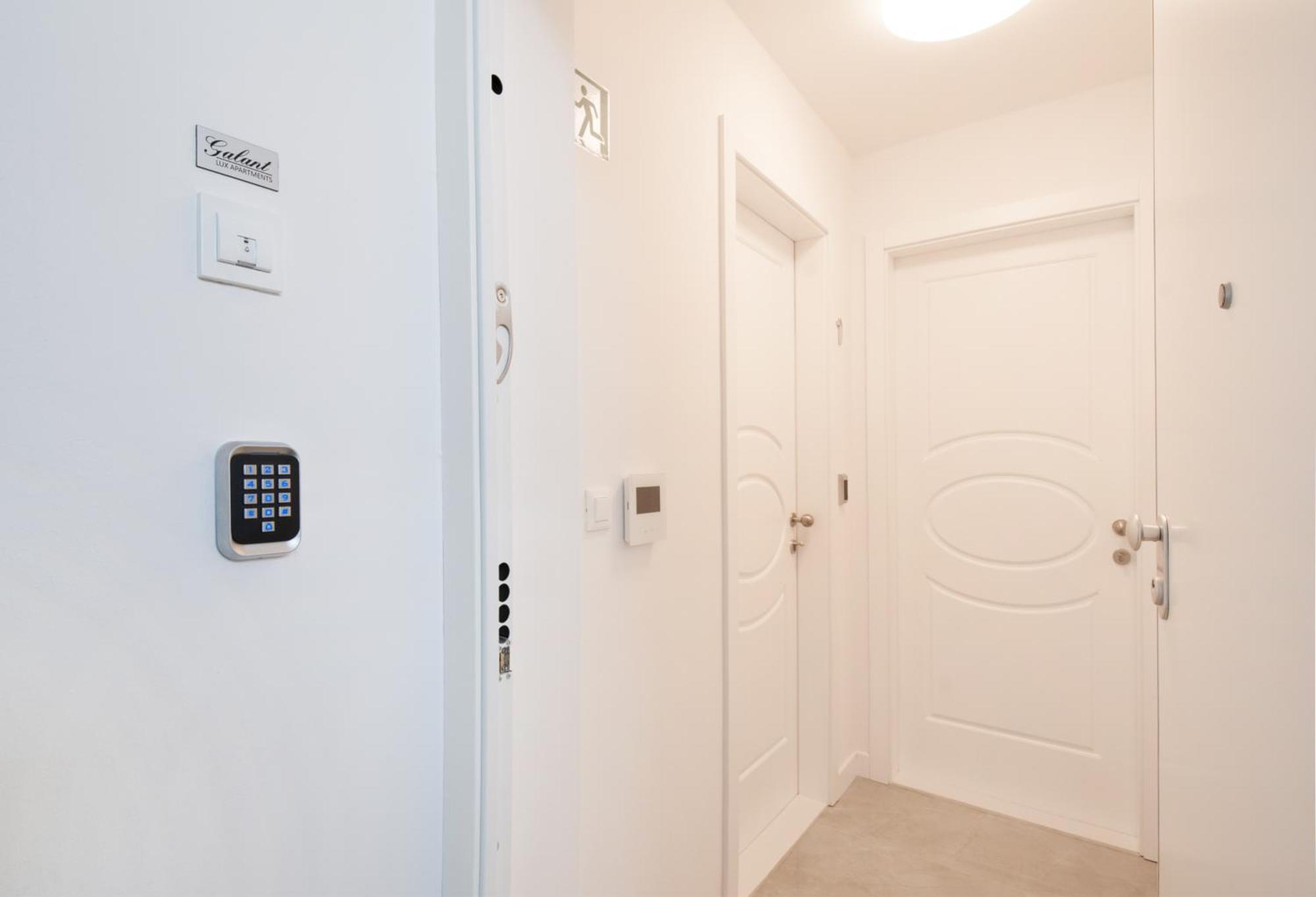 Luxury Galant 2 Apartment