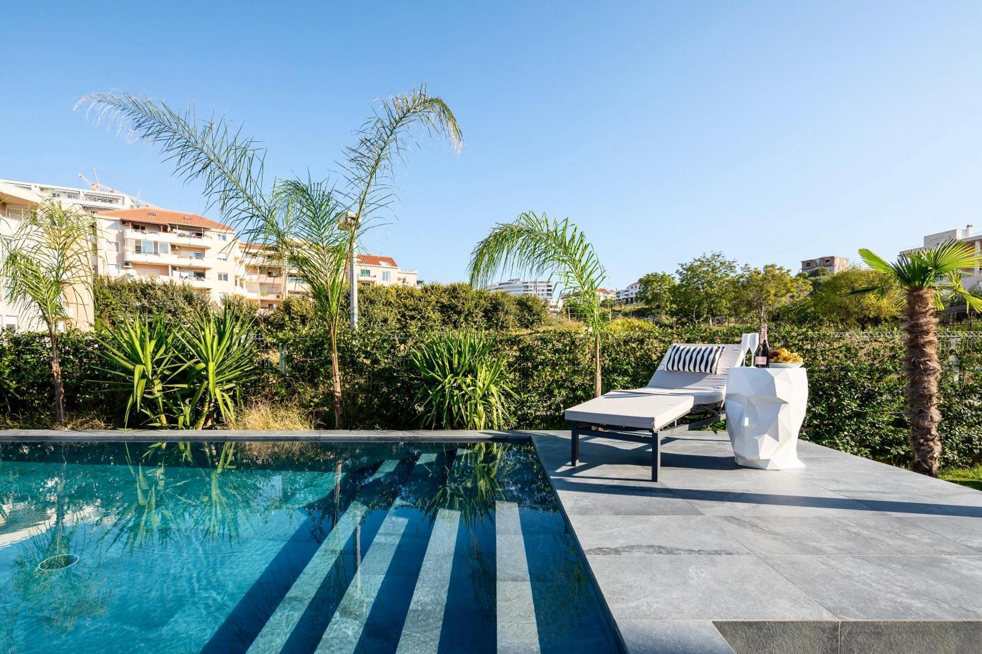 Apartment New Luxury With Private Heated Pool And Amazing Garden With Seaview Split