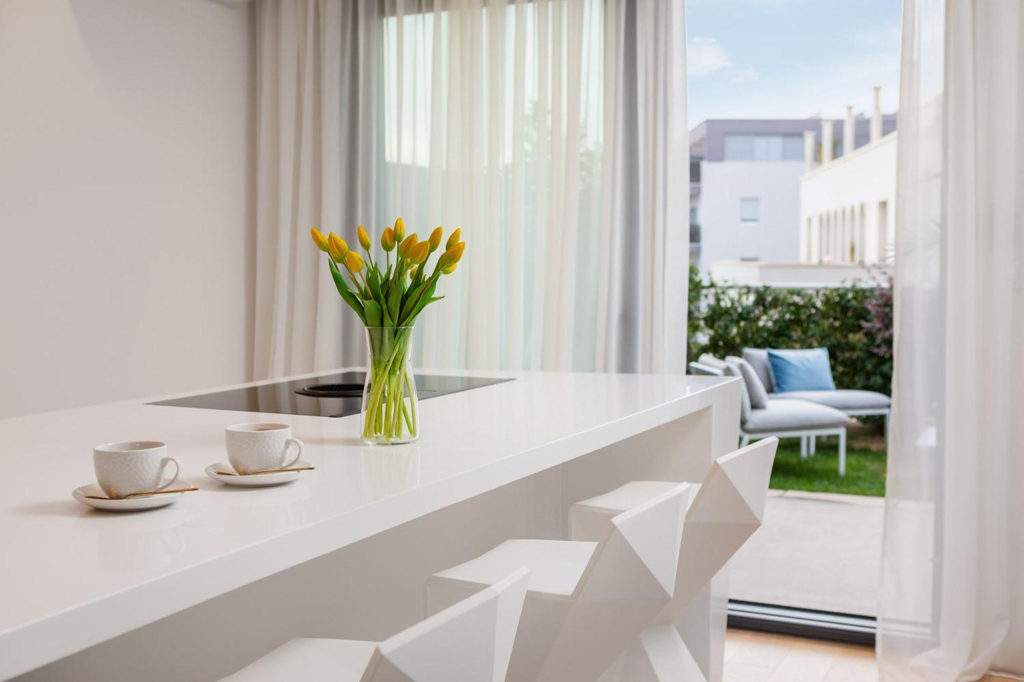 New Luxury With Private Heated Pool And Amazing Garden With Seaview *