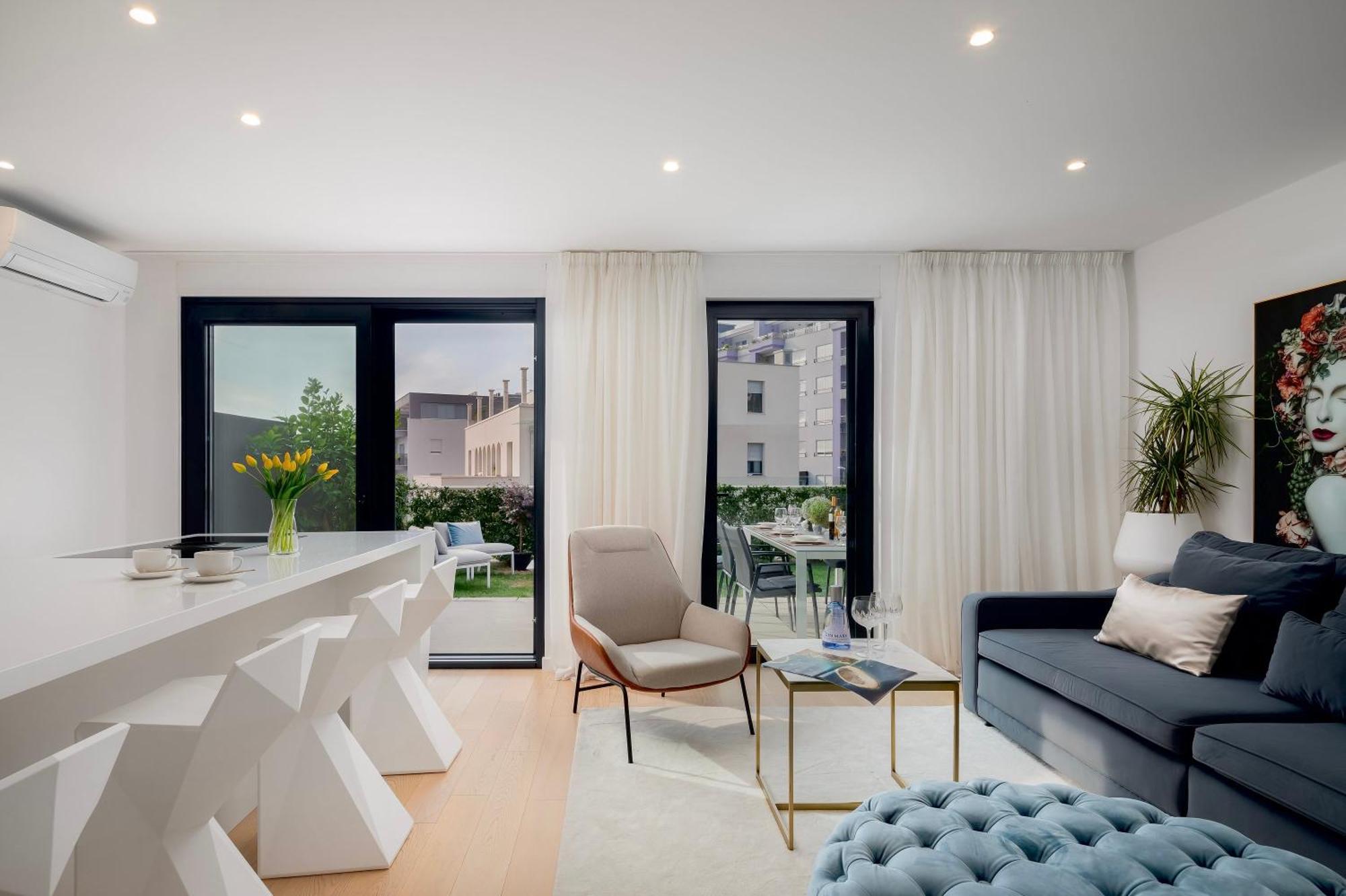 New Luxury With Private Heated Pool And Amazing Garden With Seaview Apartment